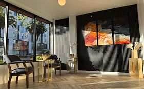 Twin Peaks Hotel